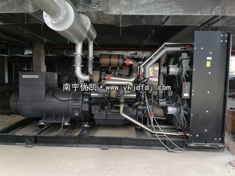 2024年7月15日，崇左項目1200KW凱普柴油發(fā)電機(jī)組到貨安裝
