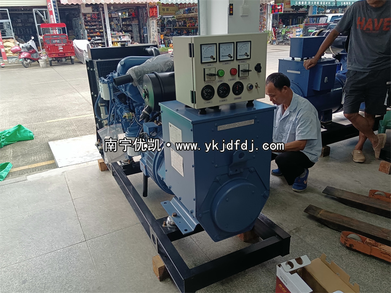 2024年7月29日，客戶到店自提50kw柴油發(fā)電機(jī)組