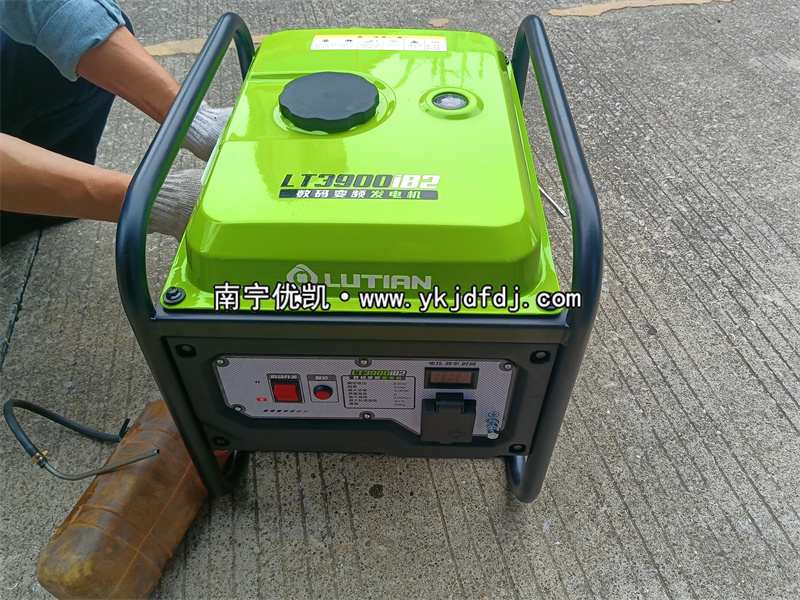 2024年11月4日，3kw汽油變頻發(fā)電機(jī)試機(jī)發(fā)貨南寧周邊